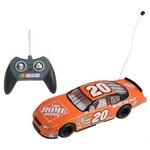 Team Up #20 Tony Stewart 1:18 Scale Remote Control Car